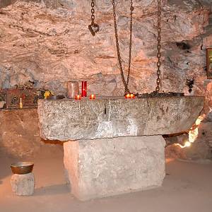 Klášter sv. Antonína - jeskyně šílenství