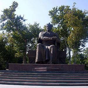 Tímurova socha v Samarkandu (aneb Tímur sedící)
