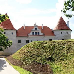 Bauska - hrad, vstupní část hradu