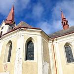 Starý Kolín - kostel sv. Ondřeje, dynamika jižní fasády (2014)