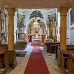 Dobřichov - kostel Nejsvětější Trojice, pohled z podkruchtí (2021)