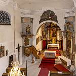 Dobřichov - kostel Nejsvětější Trojice, pohled z kruchty (2021)