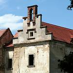 Klášterní Skalice - zámek, východní průčelí zámecké kaple (2007)