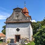 Bylany - kostel sv. Bartoloměje od západu (2023)