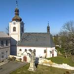 Ratboř - kostel sv. Václava, celkový pohled (2024)