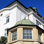 Kolín - bývalý palác Rakousko-Uherské banky, nárožní gloriet (23. 6. 2013)
