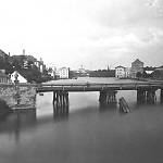 Kolín - zaniklý dřevěný most s vyustěním na straně města (před rokem 1879)