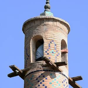 Právě se minaret kývá ...