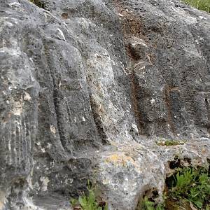 Kana (Kána Galilejská), reliéfy
