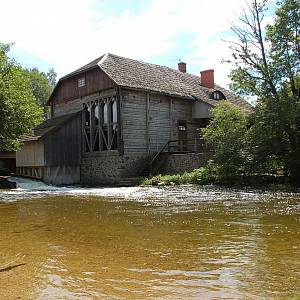 Ginučiai - vodní mlýn