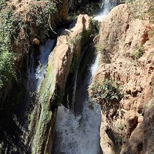 Vodopád řeky Oued Aggai, celek.