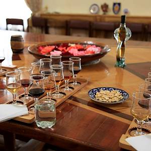 Samarkand - degustace ve vinařských závodech Chovrenko