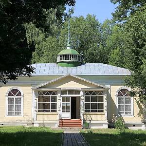 Pereslavl Zálesský (Переславль-Залесский) - Muzeum usedlost „loďka Petra I.“ (Музей-усадьба «Ботик Петра I»), rotunda