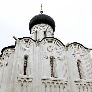 Chrám Panny Marie Pomocné na Nerlu (церковь Покрова на Нерли), severní stěna