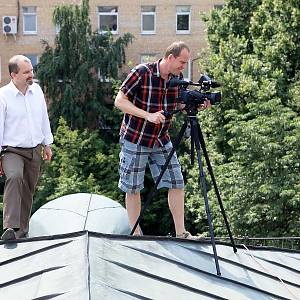 Moskva - české velvyslanectví, budova K5 - natáčení na střeše