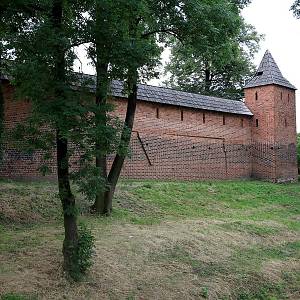 Środa Śląska (Slezská Středa) - cihlové hradby města