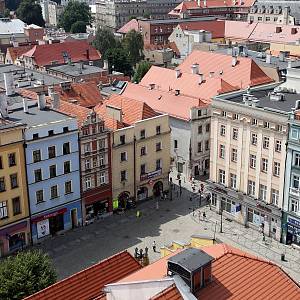 Świdnica (Svídnice) - roh hlavního náměstí Rynek z radniční věže