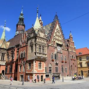 Vratislav - Stará radnice, jihovýchodní nároží