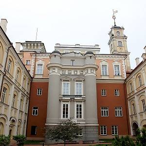 Vilnius - univerzita,  Observatorní nádvoří (Observatorijos kiemas)
