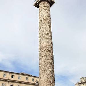 Řím, sloup Marka Aurelia