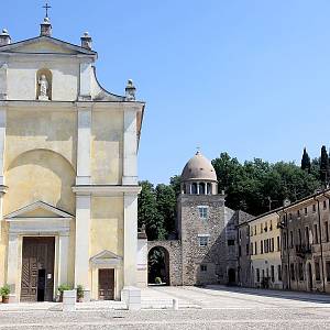 Solferino, náměstí