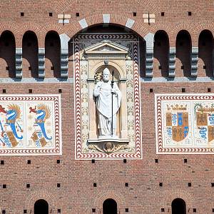 Hrad Castello Sforzesco v Milánu, výzdoba brány