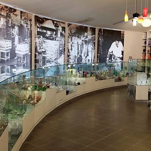 Líváni - expozice Lívánského muzam skla (Līvānu stikla muzejs)