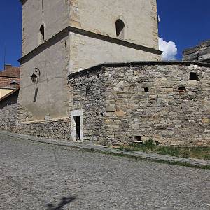 Kamenec Podolský - zvonice a zbytky arménského chrámu sv. Mikuláše