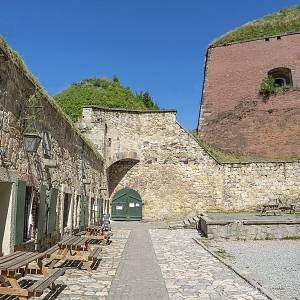 Tumský dvůr pevnosti a cihlový bastion Zvoník