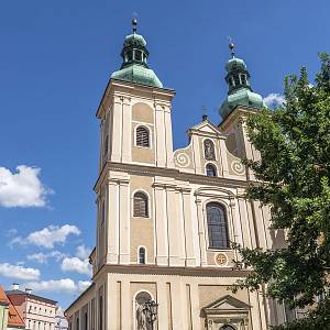 Kostel Panny Marie Růžencové na ostrově Písek