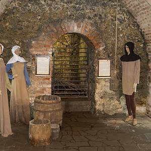 Kladské středověké podzemí - středověká studna