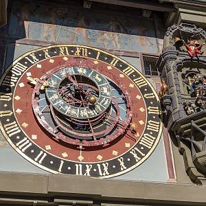 Bern - astronomické hodiny se zvonkohrou
