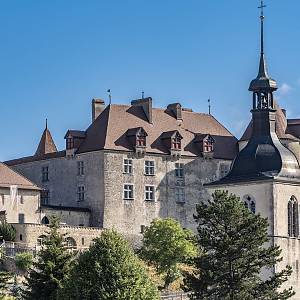 Gruyères - hrad a kostel sv. Teodora