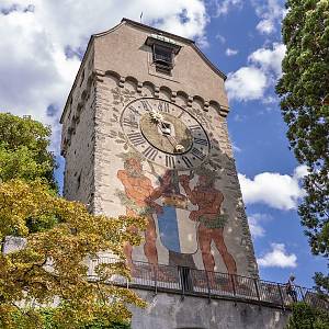 Lucern - městské opevnění Museggská zeď (Museggmauer), hodinová věž