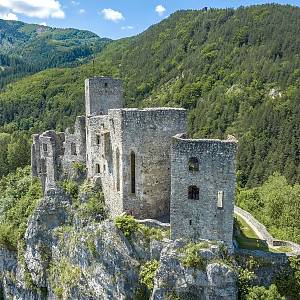 Hrad Strečno