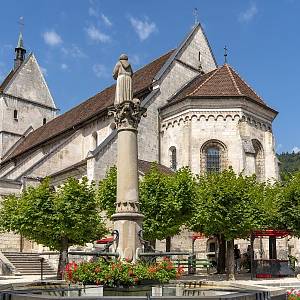 Saint-Ursanne - kolegiátní kostel sv. Petra