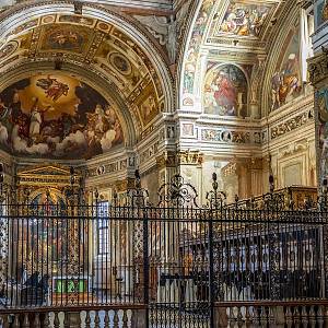 Cremona - kostel sv. Augustýna, interiér, presbytář