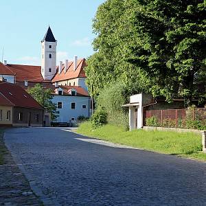Zásmucký zámek