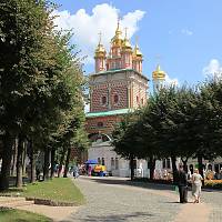 Sergiev Posad - brána Nanebevzetí (Успенские ворота)