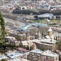 Tbilisi - střed města a řeka Mtkvari
