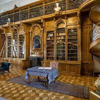 Zámek Rogalin, knihovna