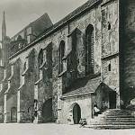 Kolín - chrám sv. Bartoloměje, severní průčelí před odstraněním omítek (před rokem 1904, SOkA Kolín)
