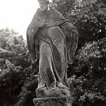 Radim - socha sv. Mikuláše Tolentinského před poničením na svém původním místě na mostě (60. léta 20. století, ze sbírek RM Kolín) 