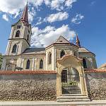 Starý Kolín - kostel sv. Ondřeje od jihu (2019)