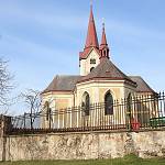 Starý Kolín - kostel sv. Ondřeje, pohled od východu (2015)