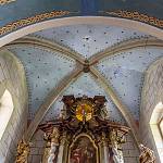 Dobřichov - kostel Nejsvětější Trojice, klenba presbytáře (2021)