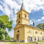 Křečhoř - kostel Božího těla, pohled na kostel od západu (2019)