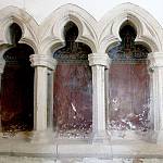 Křečhoř - kostel Božího těla, raně gotické sedile (21. 7. 2013)