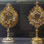 Kolín - zvonice u chrámu sv. Bartoloměje, chrámový poklad, monstrance ze Starého Kolína (2023)