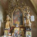 Kolín - kostel sv. Jana Křtitele, hlavní barokní oltář za ikonostasem (2017)